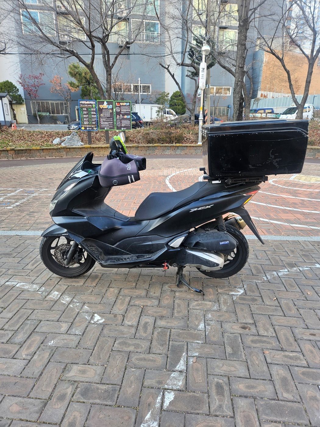 혼다 PCX 125 more