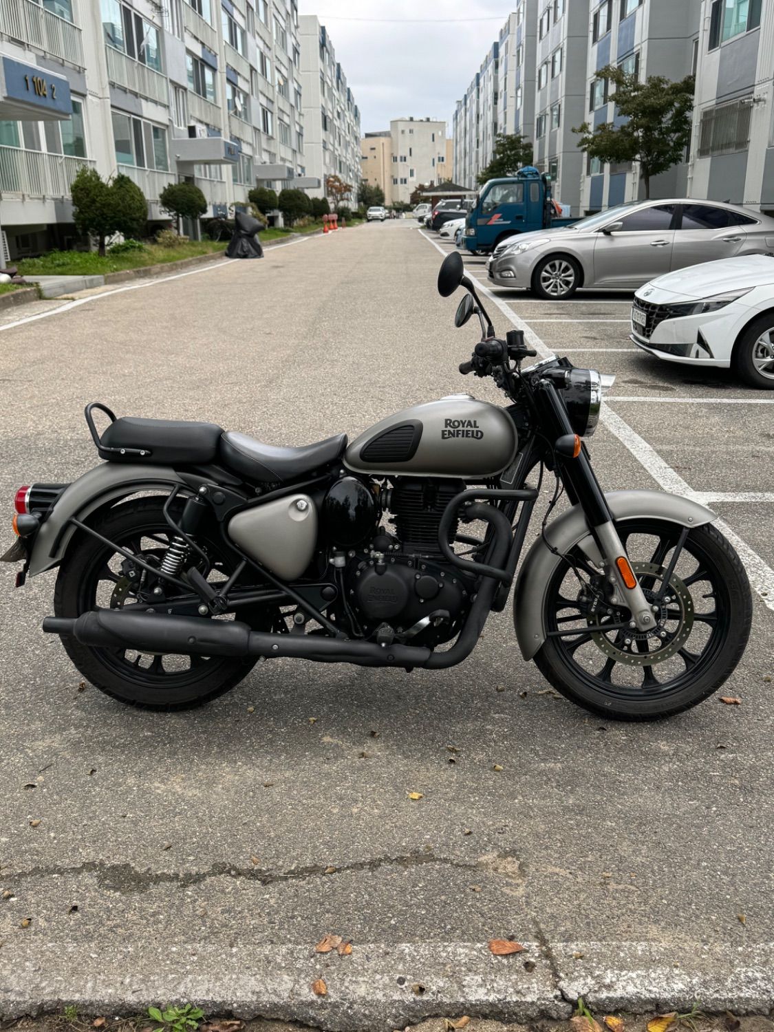 로얄엔필드 클래식 350 thumb 2