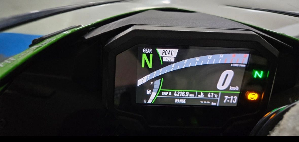가와사키 ZX 6R 2025 그린 사진 4