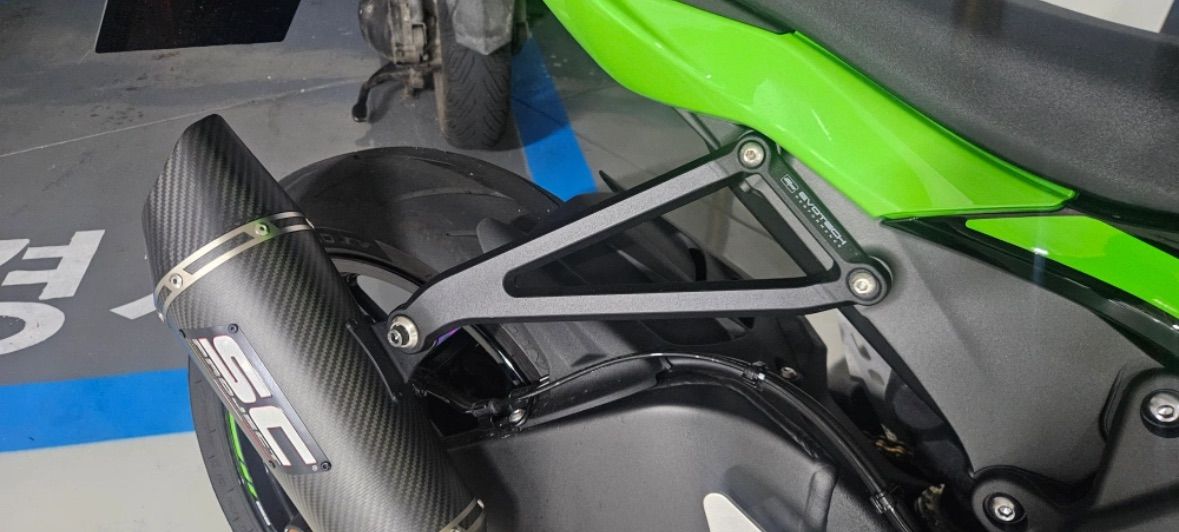 가와사키 ZX 6R 2025 그린 사진 8