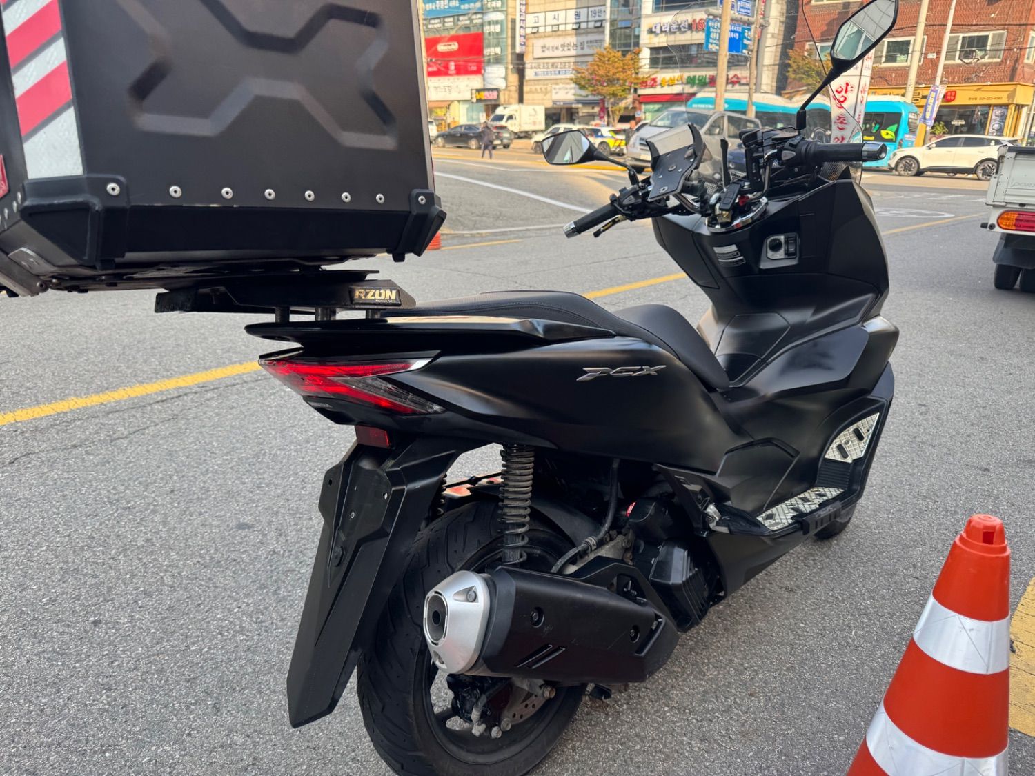 혼다 PCX 125 more