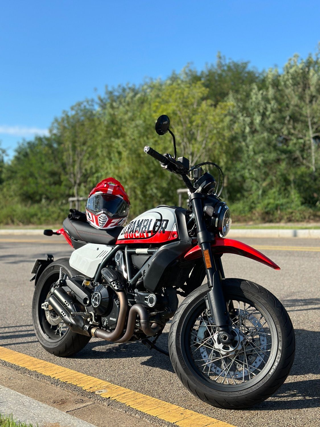 두카티 스크램블러 어반 모타드 main