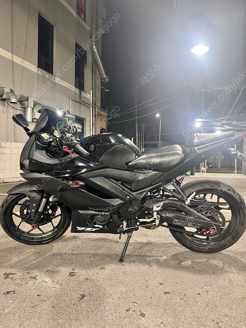야마하 YZF R3 thumb 2