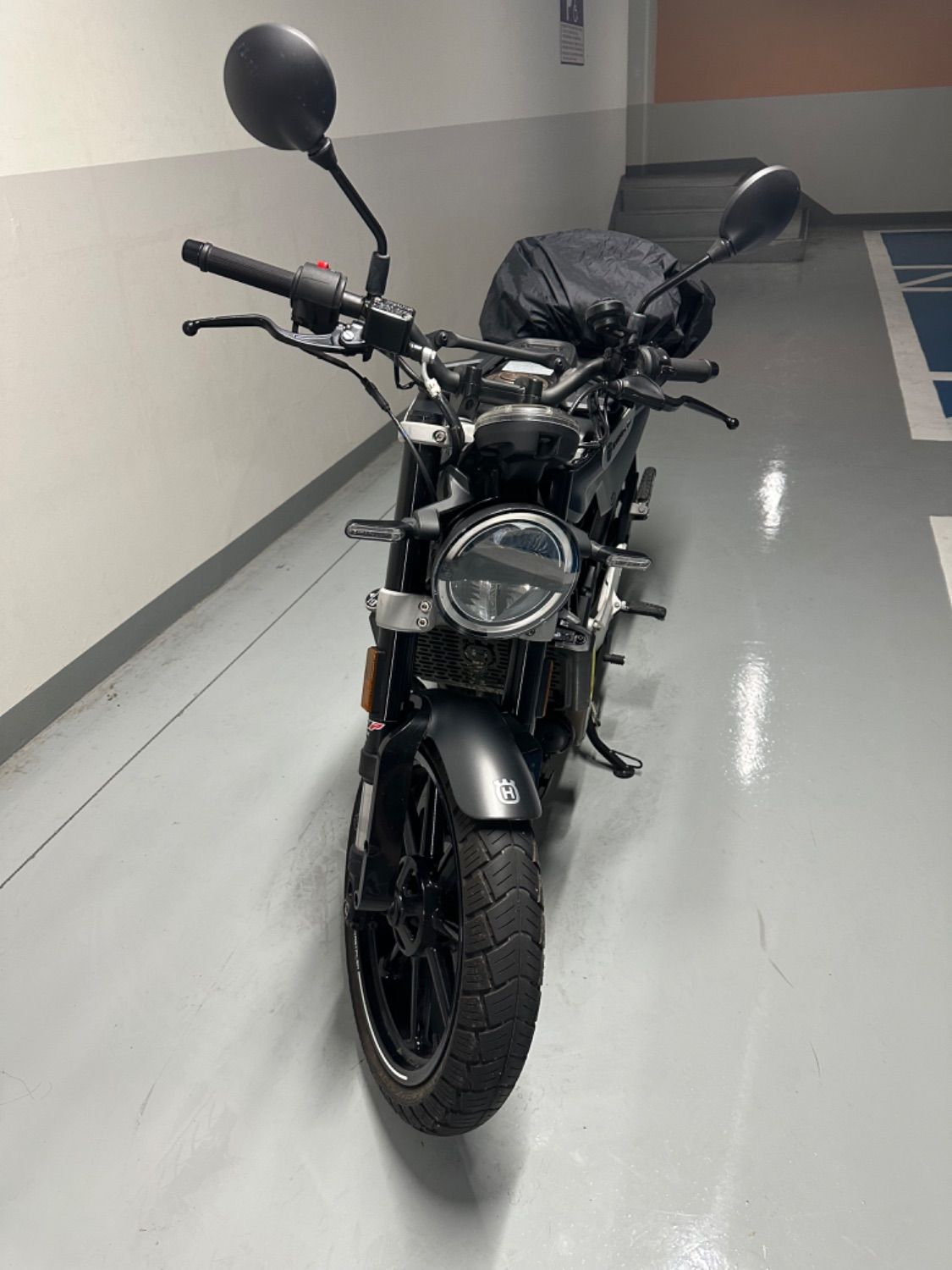 허스크바나 스바르트필렌 250 thumb 2