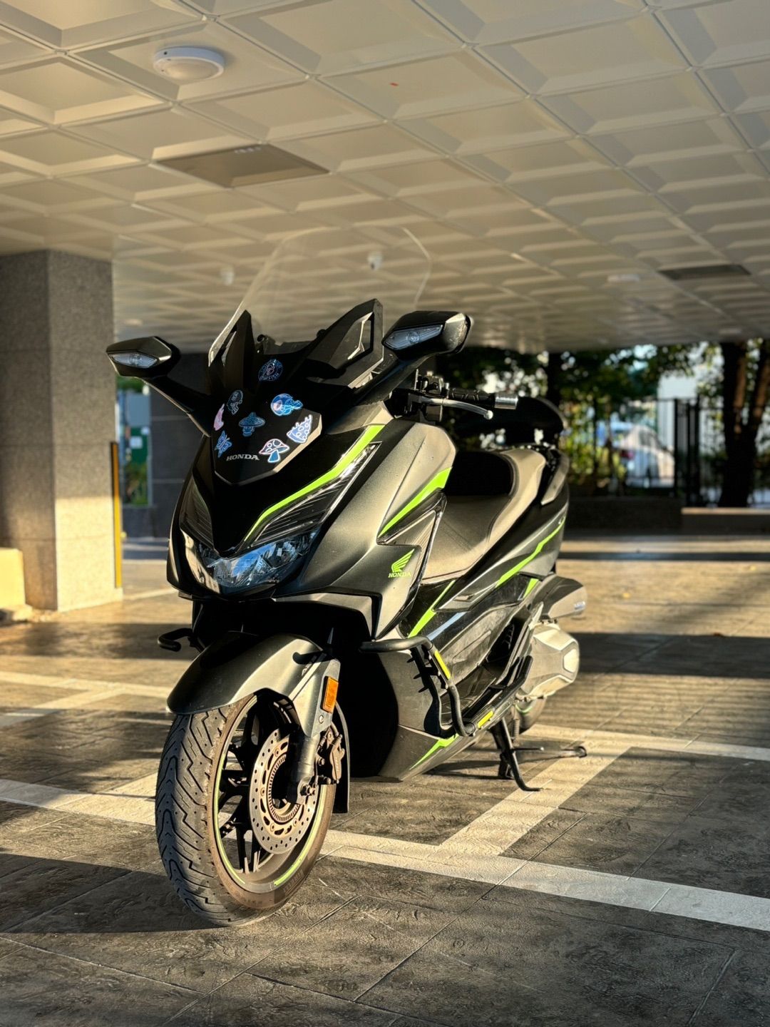 혼다 포르자 350 thumb 2