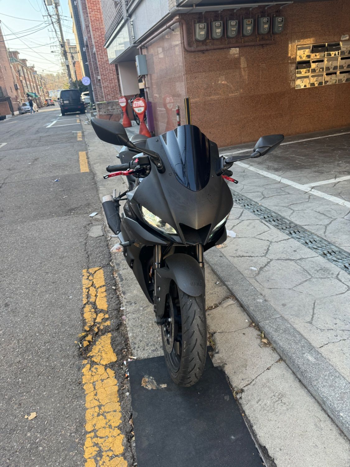 야마하 YZF R3 more