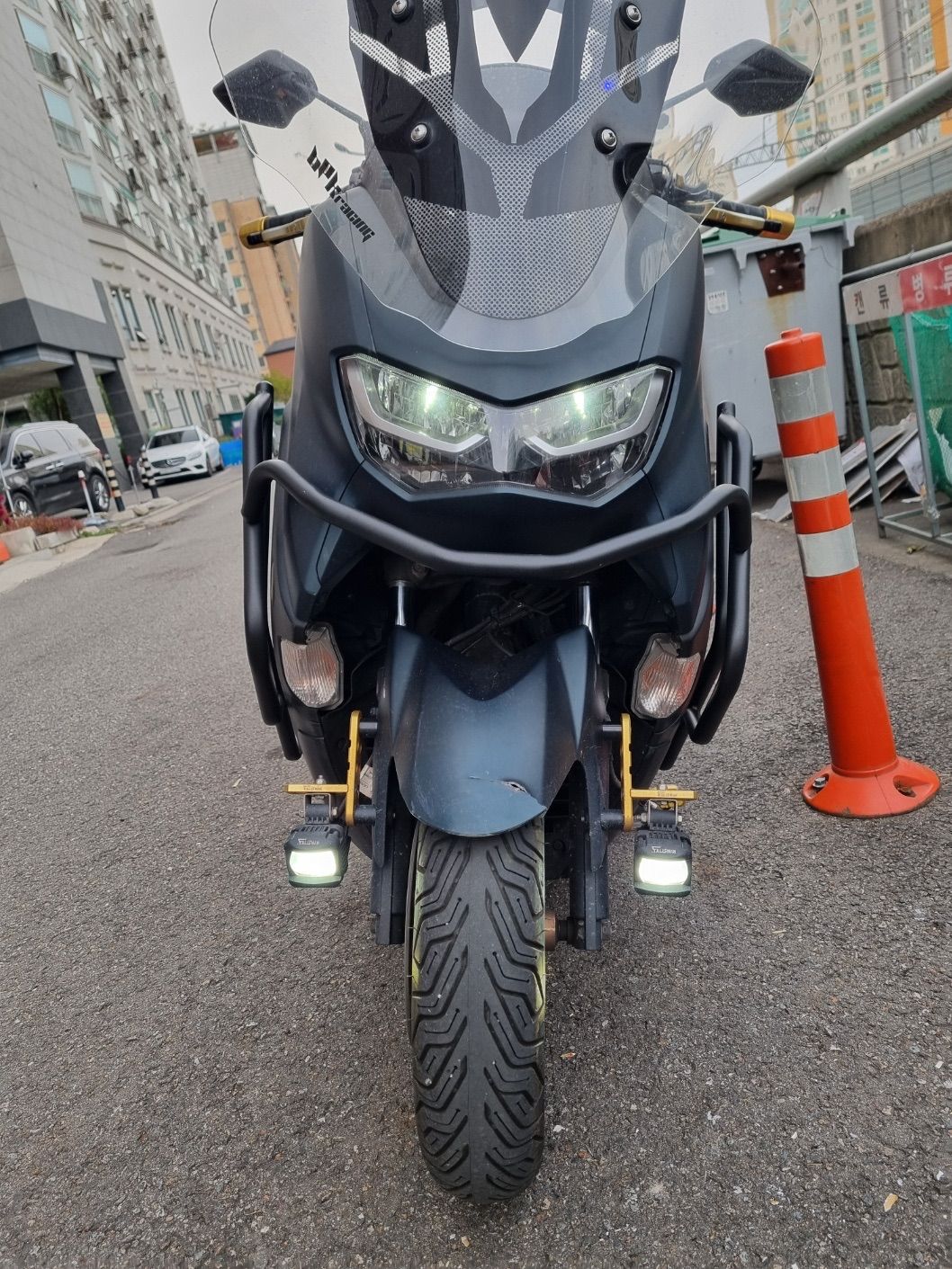 야마하 NMAX 155 more