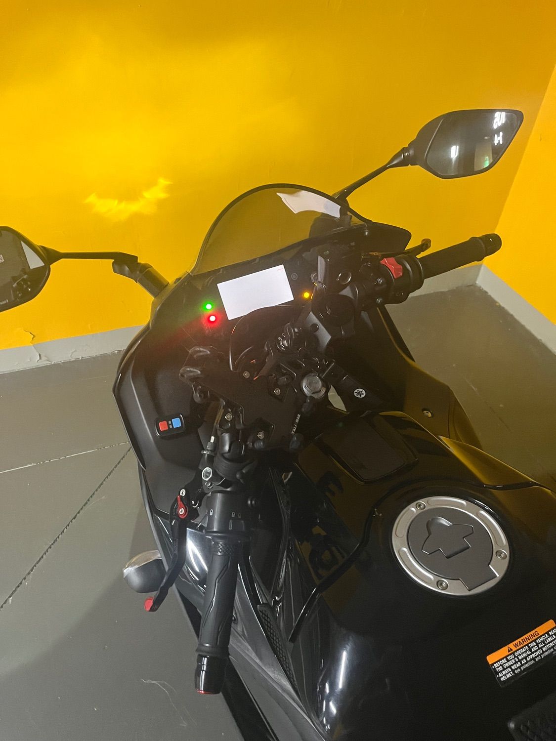 야마하 YZF R3 more