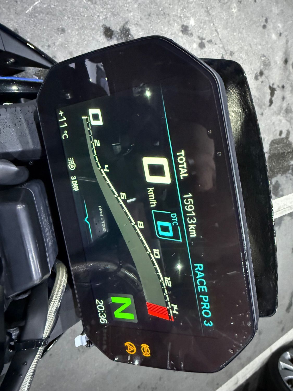 BMW M 1000 R 2023 블랙 사진 4