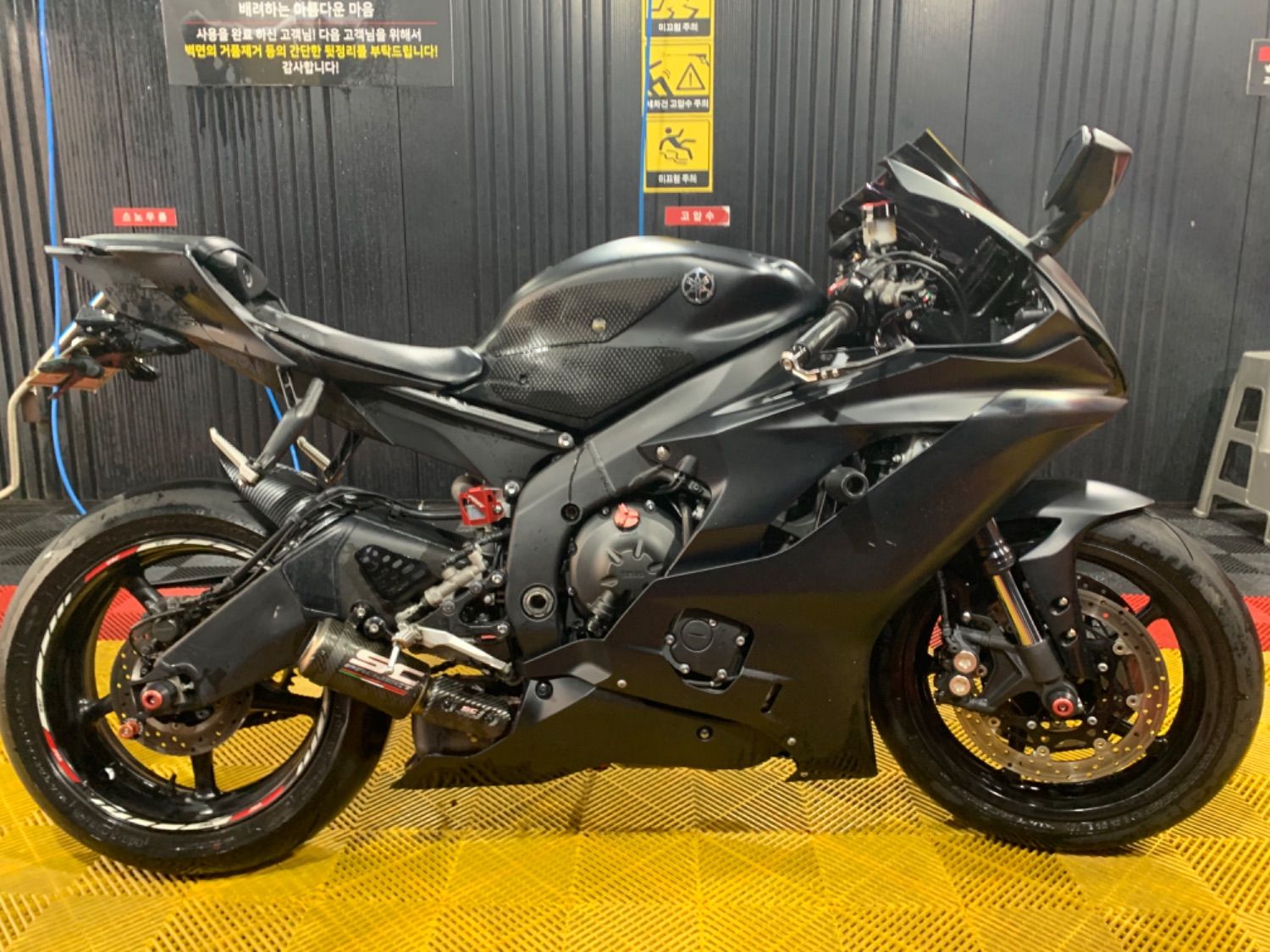 야마하 YZF R6 main