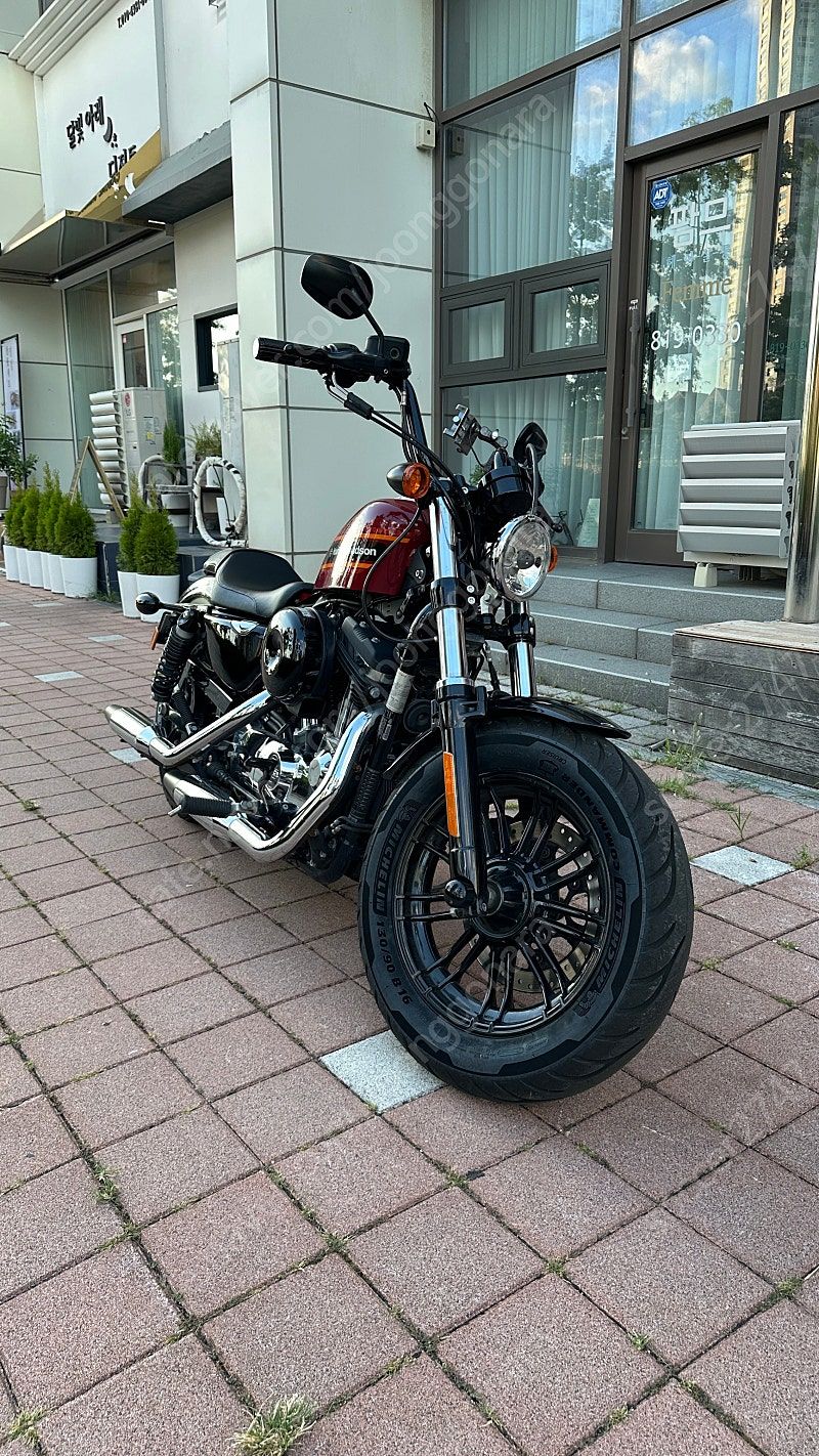할리데이비슨 포티에잇 스페셜 thumb 2