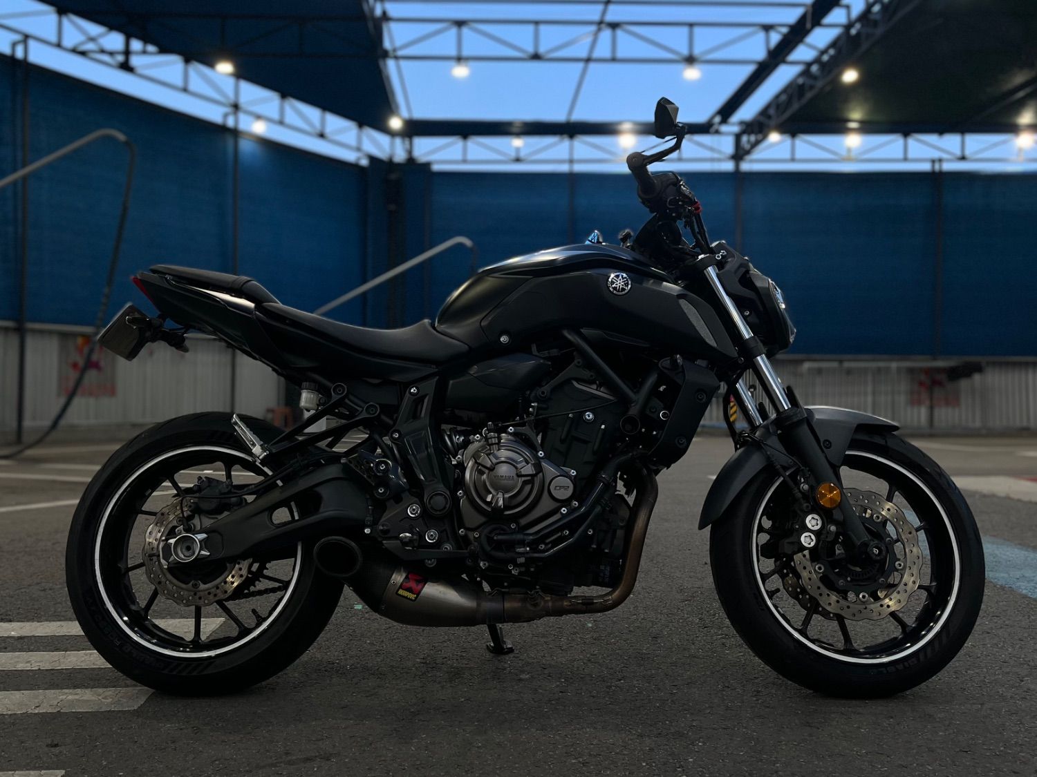 야마하 MT 07 thumb 2