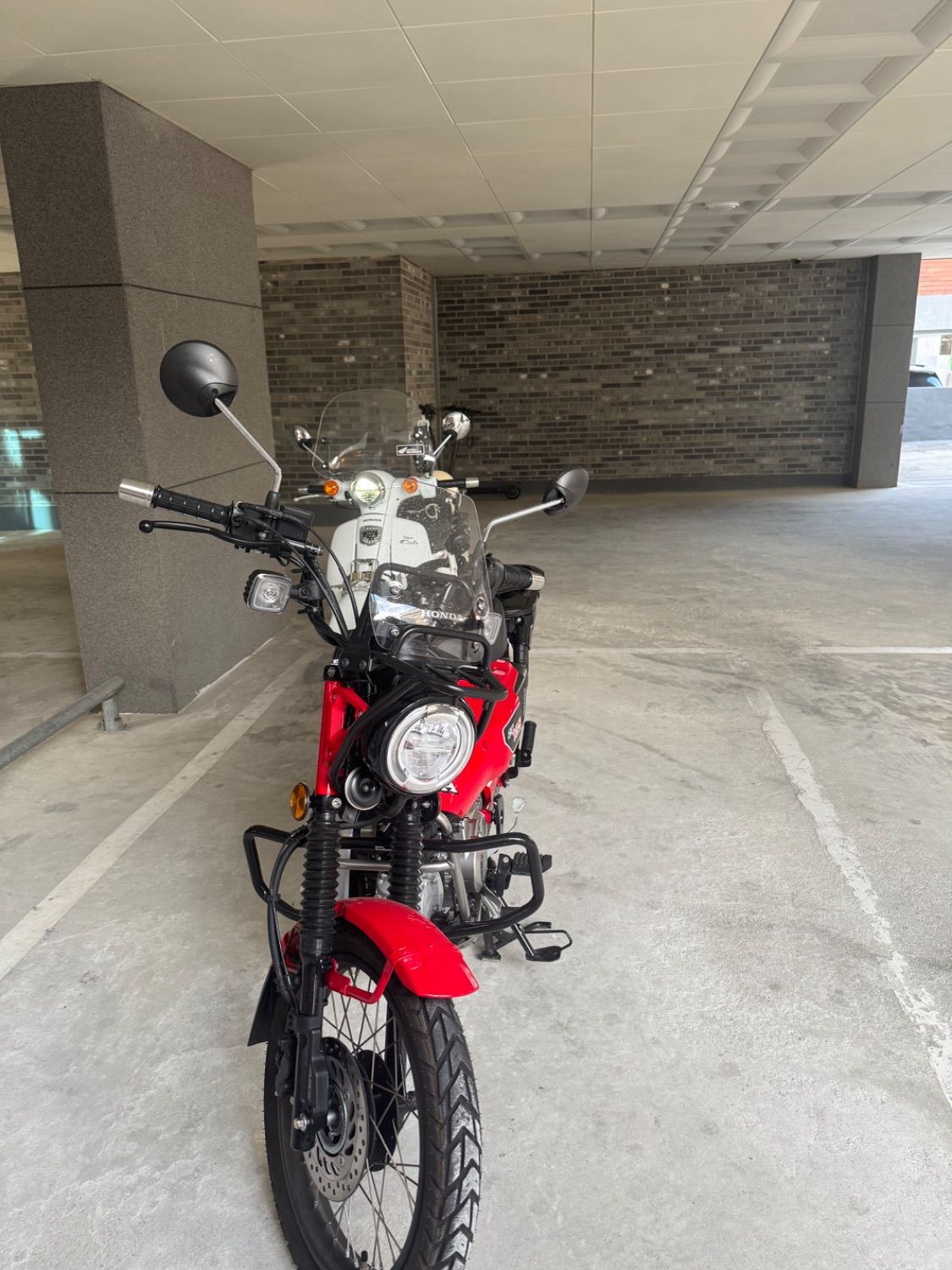 혼다 CT 125 thumb 2