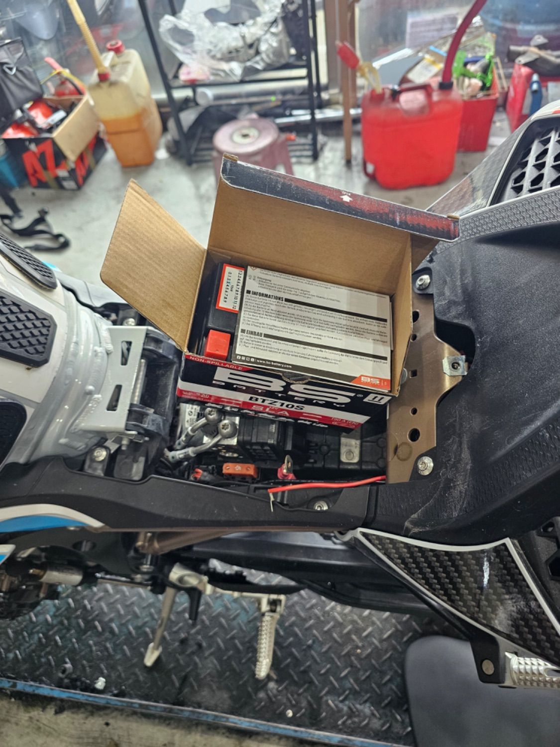 BMW S 1000 RR more
