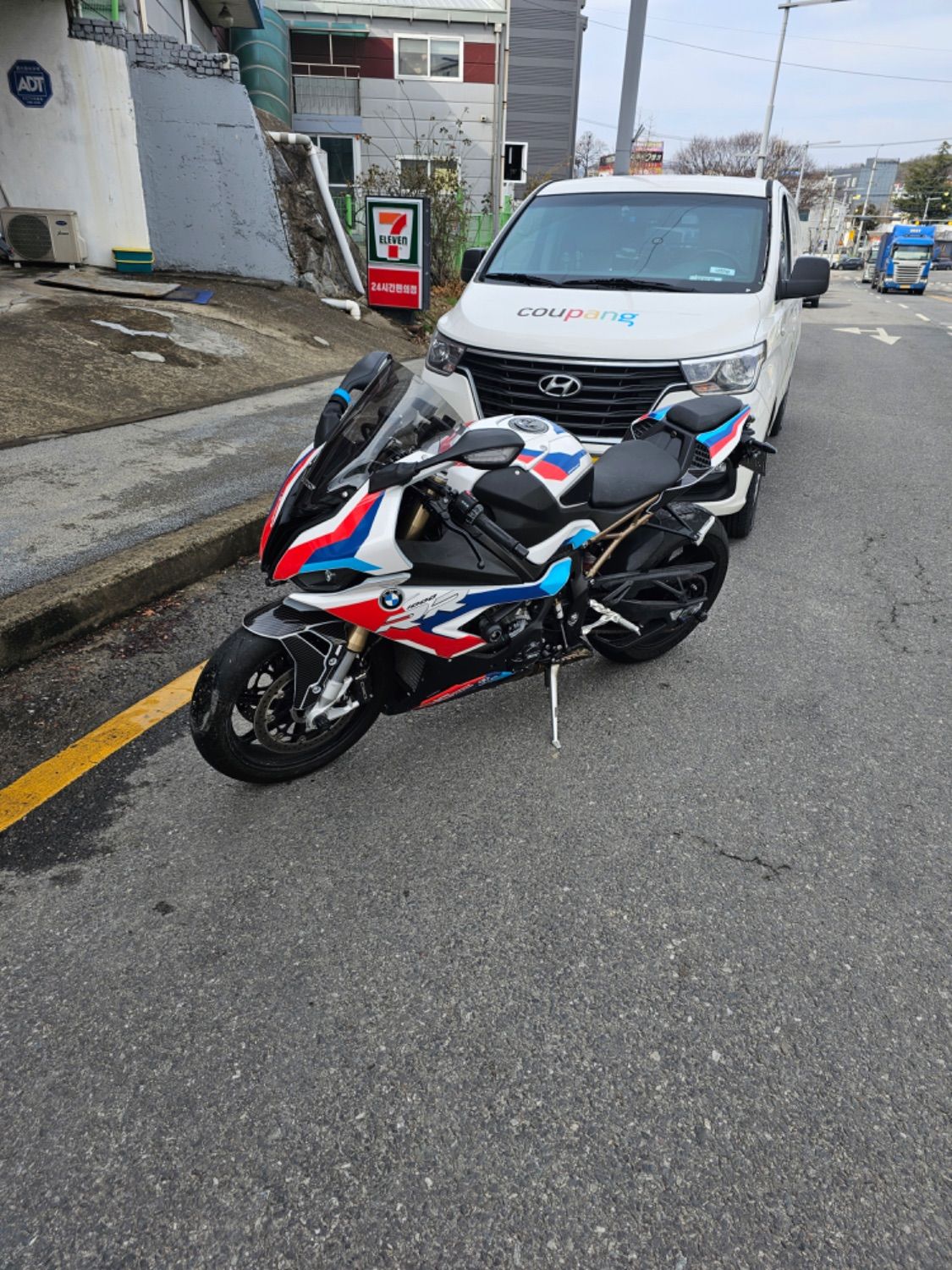 BMW S 1000 RR thumb 2