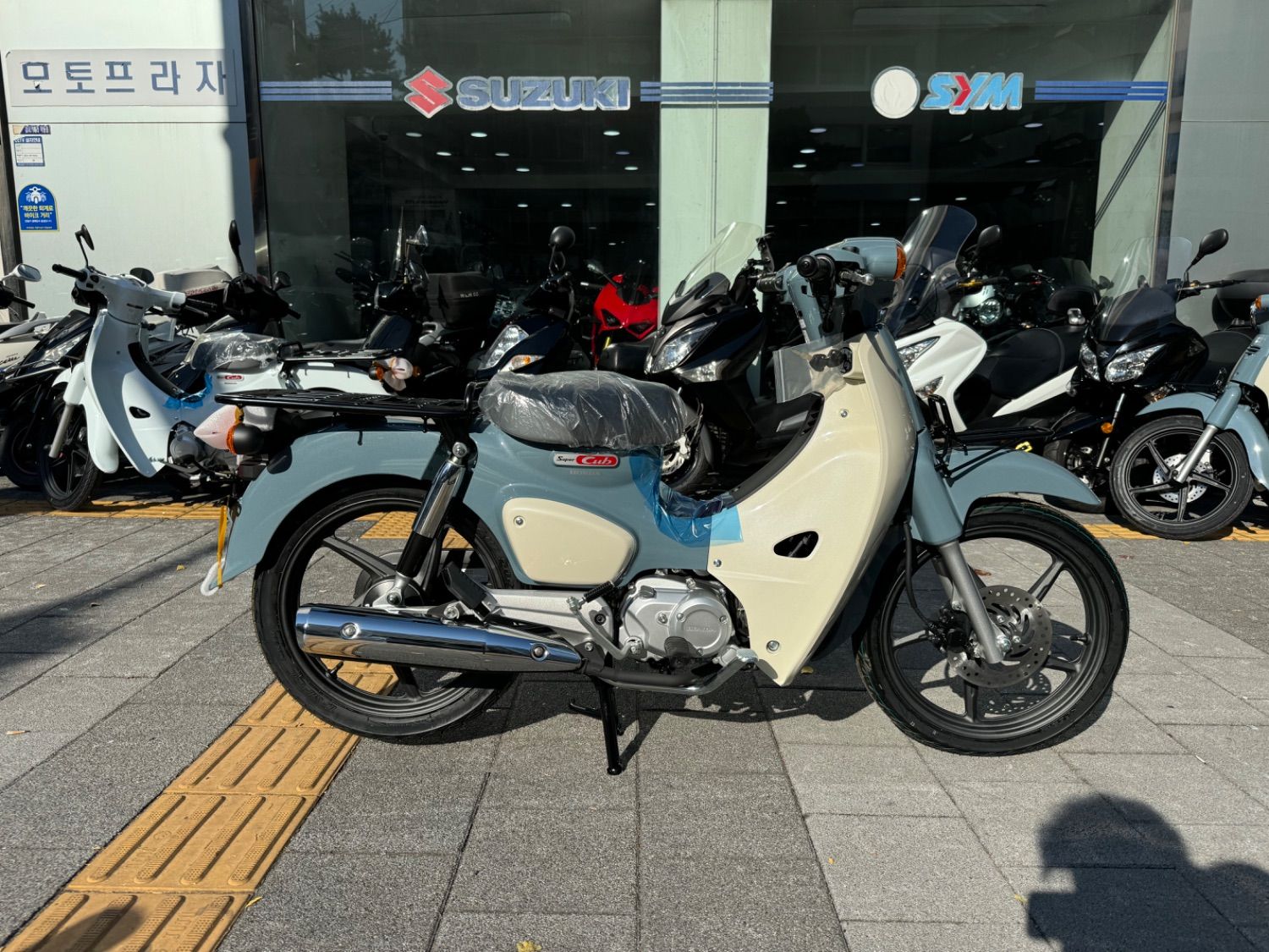 혼다 슈퍼 커브 110 main