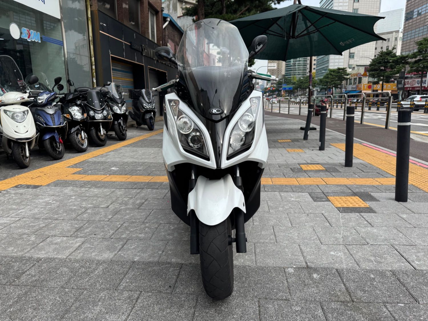 킴코 다운타운 125 i thumb 2