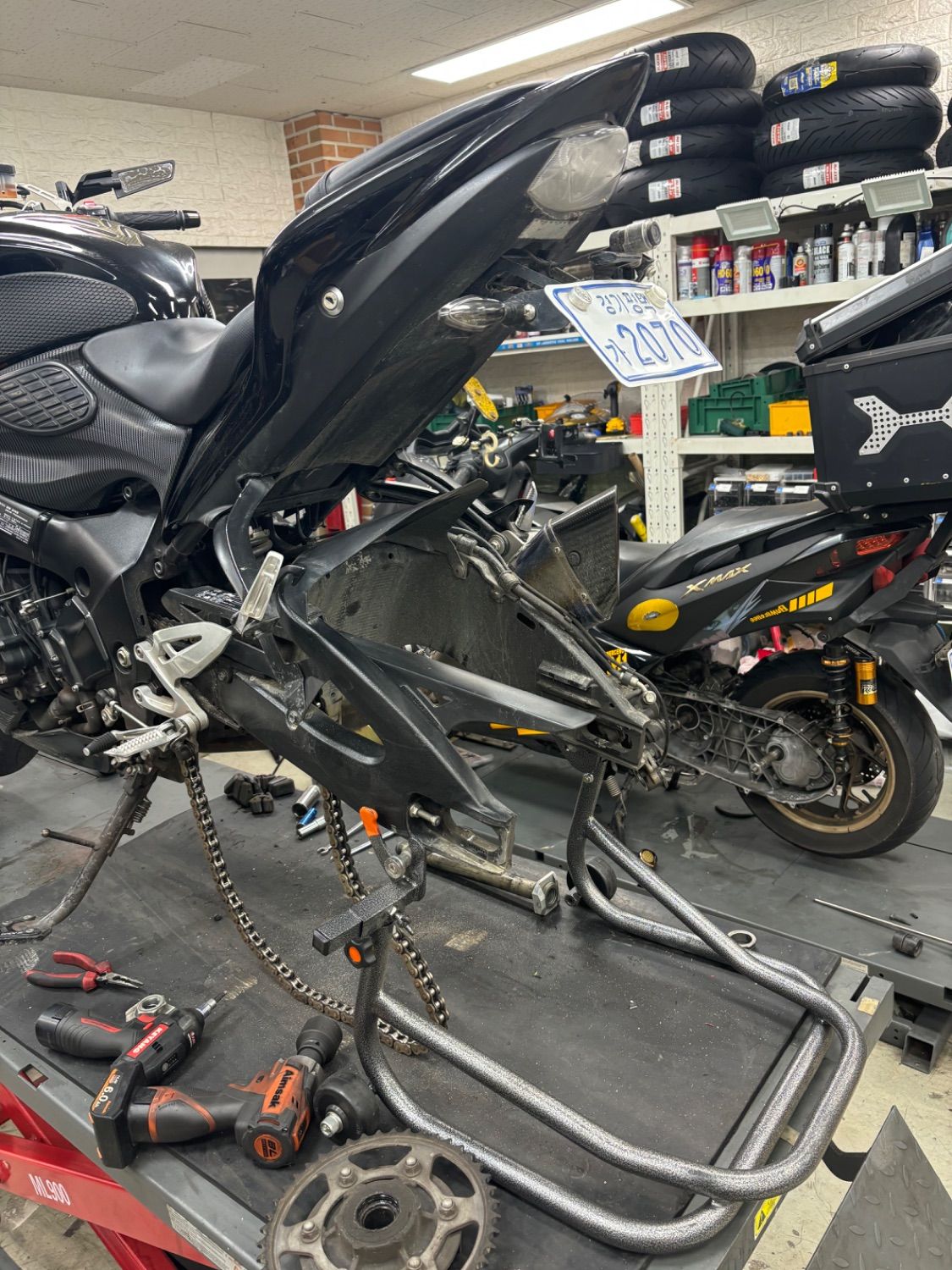 스즈키 GSX S 1000 more