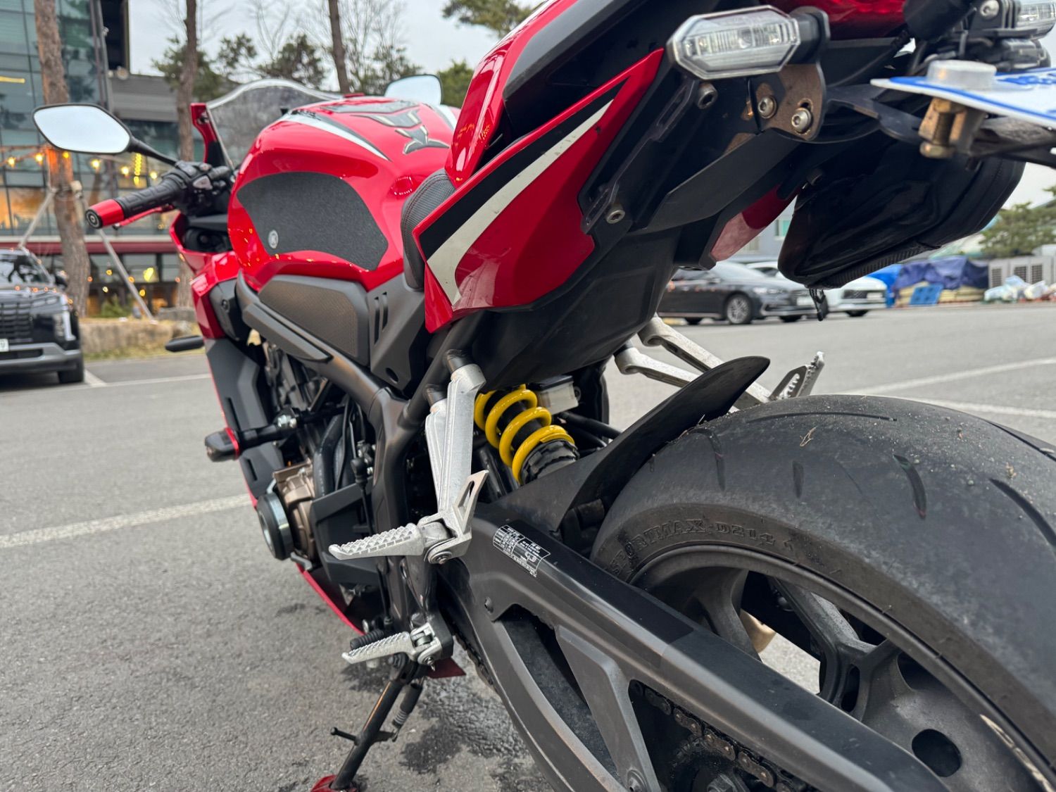 혼다 CBR 650 R MT thumb 2