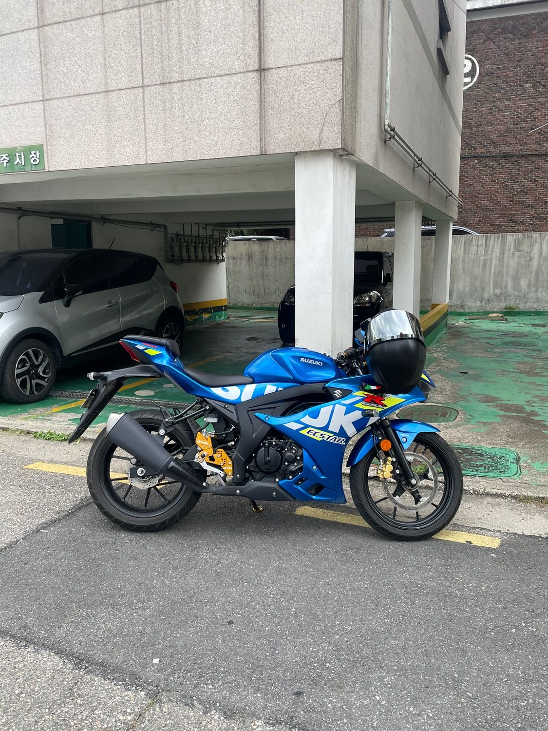 스즈키 GSX R 125 ABS thumb 2