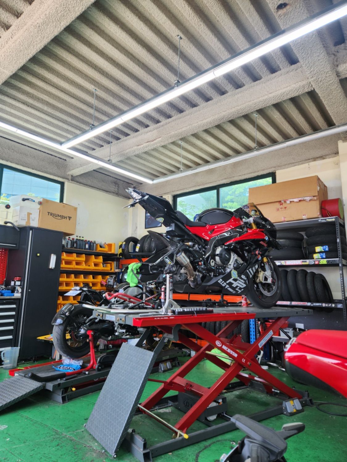 BMW S 1000 RR 2015 레드 사진 5