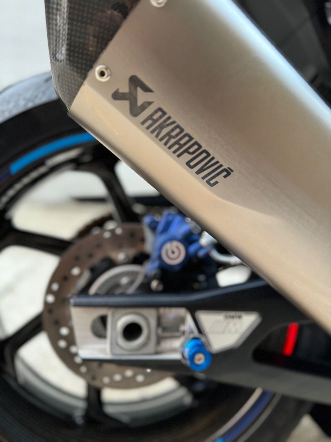 BMW M 1000 R 2023 블랙 사진 7