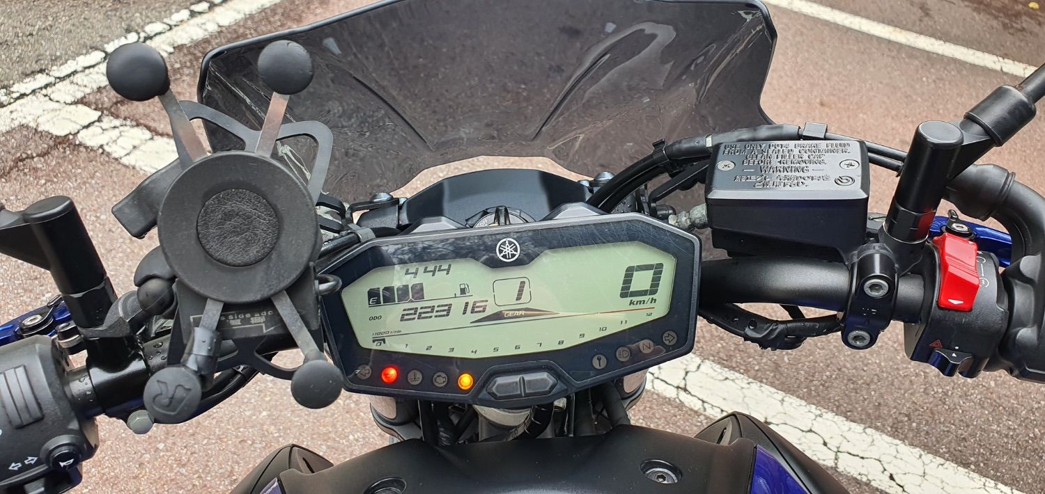 야마하 MT 07 more