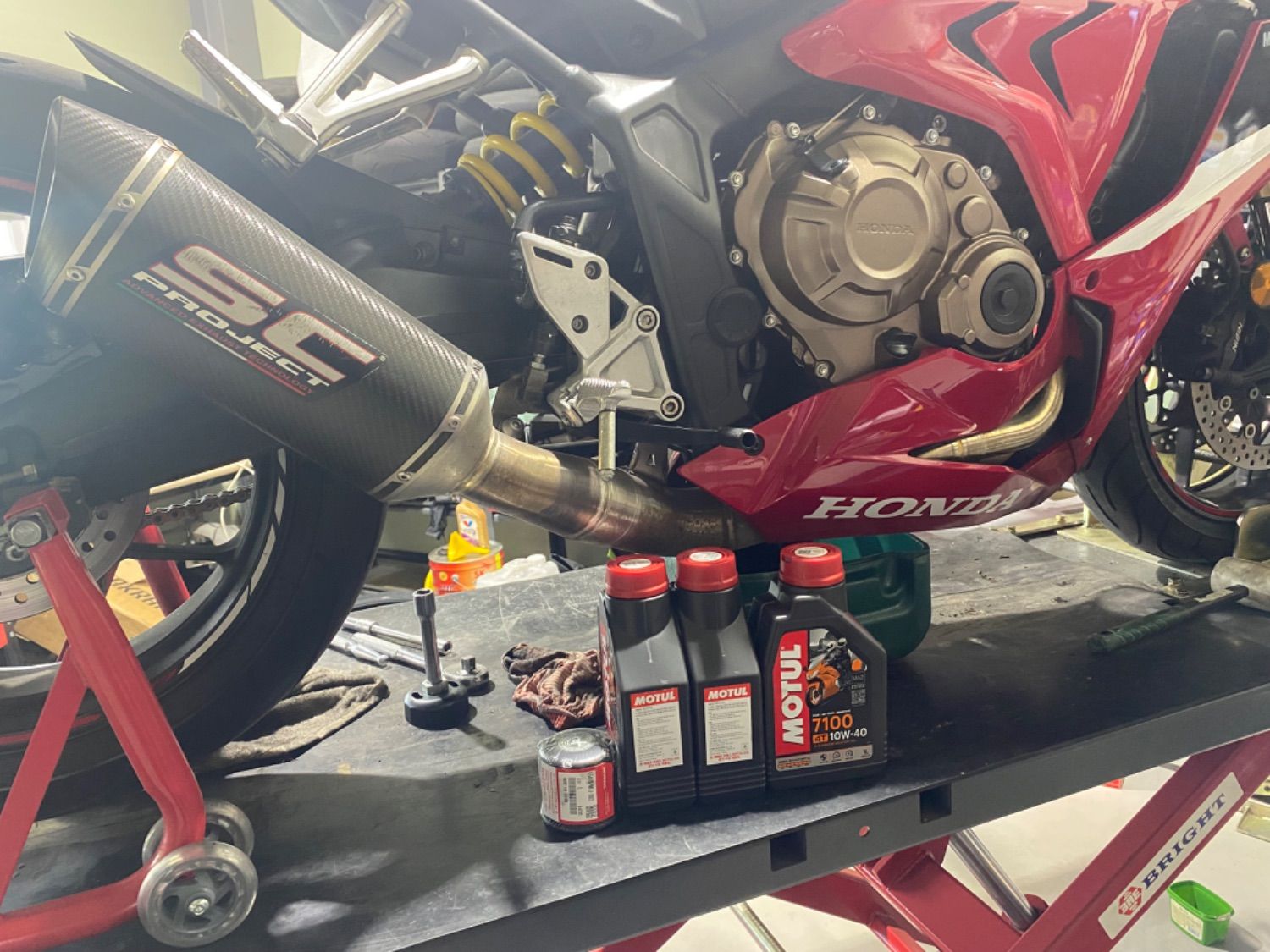 혼다 CBR 650 R MT 5