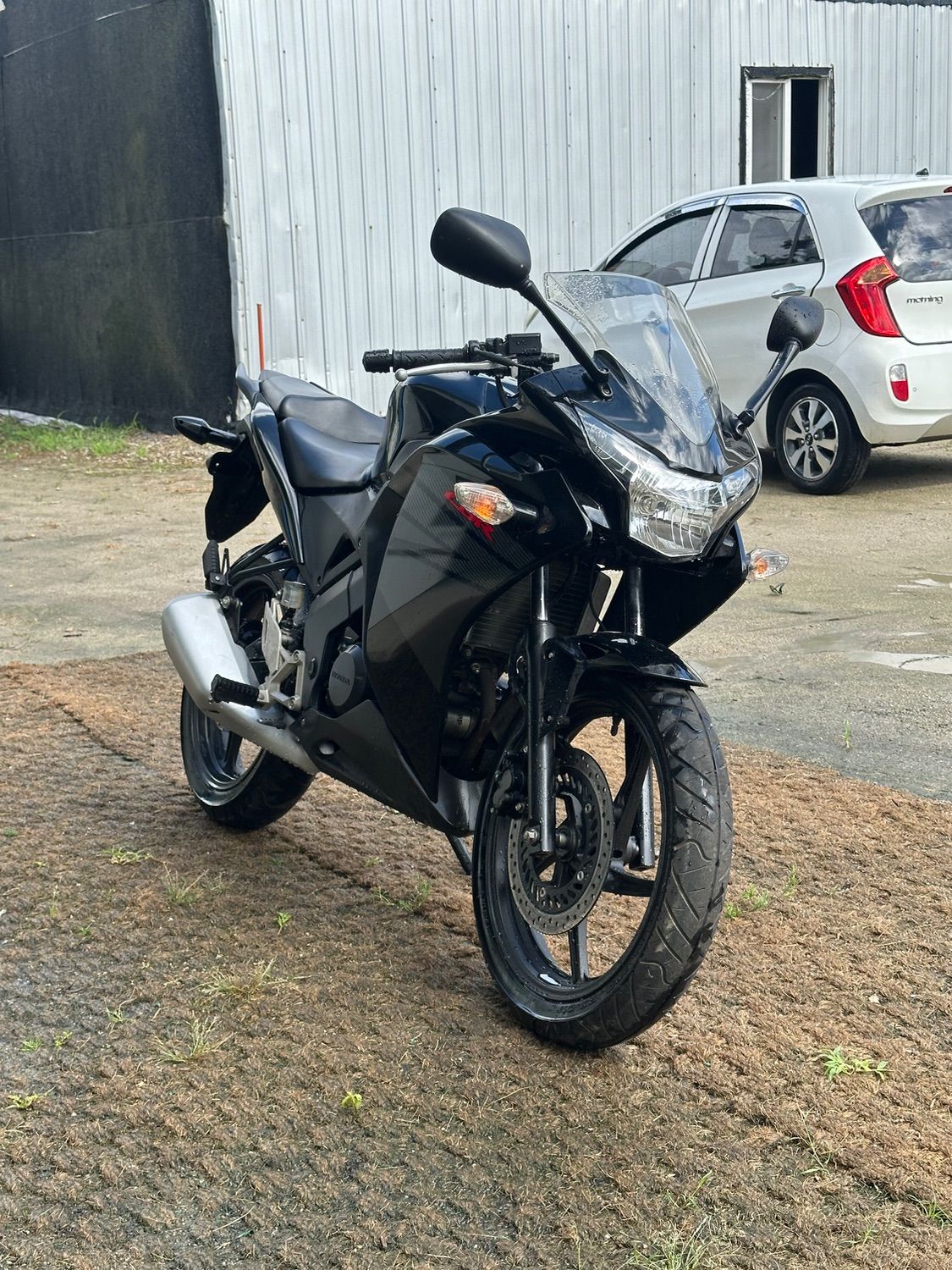 혼다 CBR 125 R thumb 2