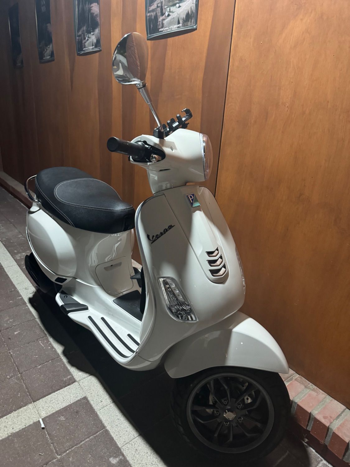 베스파 LX 125 main