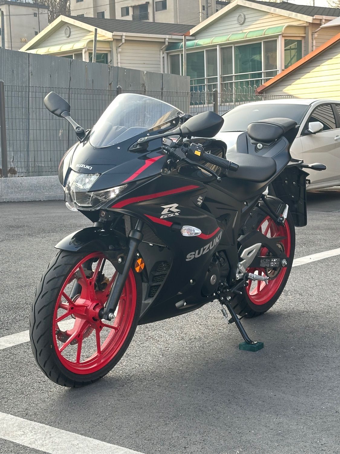 스즈키 GSX R 125 ABS thumb 2