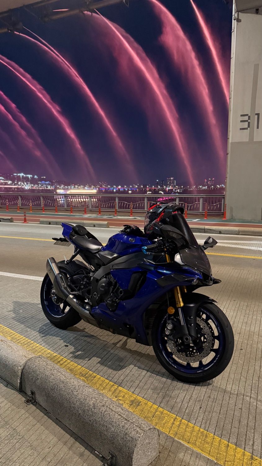 야마하 YZF R1 2018 블루 사진 1