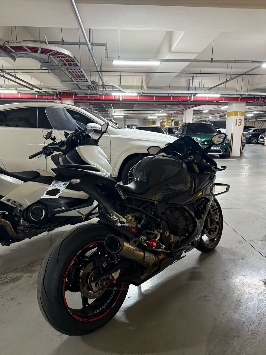 BMW S 1000 RR 2020 블랙 사진 3