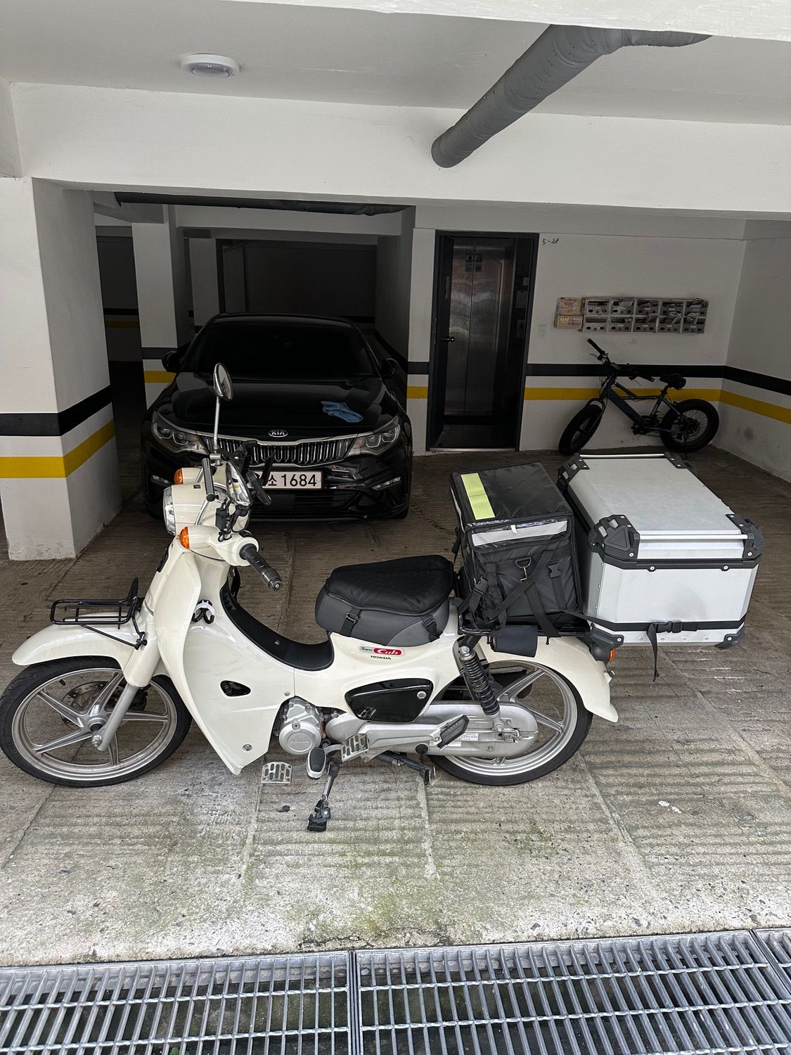 혼다 슈퍼 커브 110 thumb 2