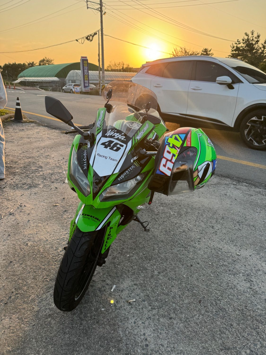 가와사키 닌자 300 more