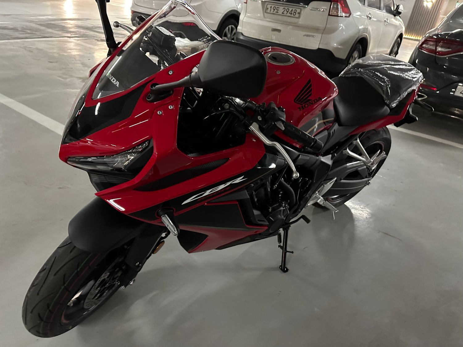 혼다 CBR 650 R 2023 레드 사진 3