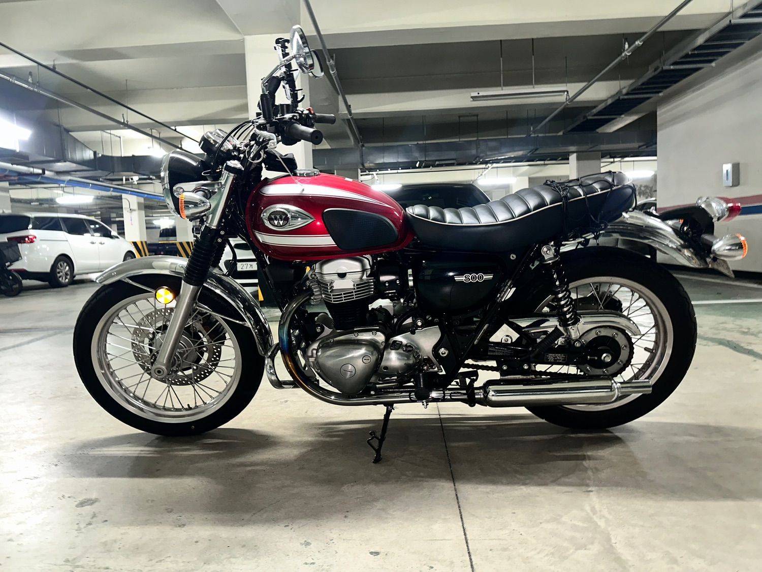 가와사키 W 800 thumb 2