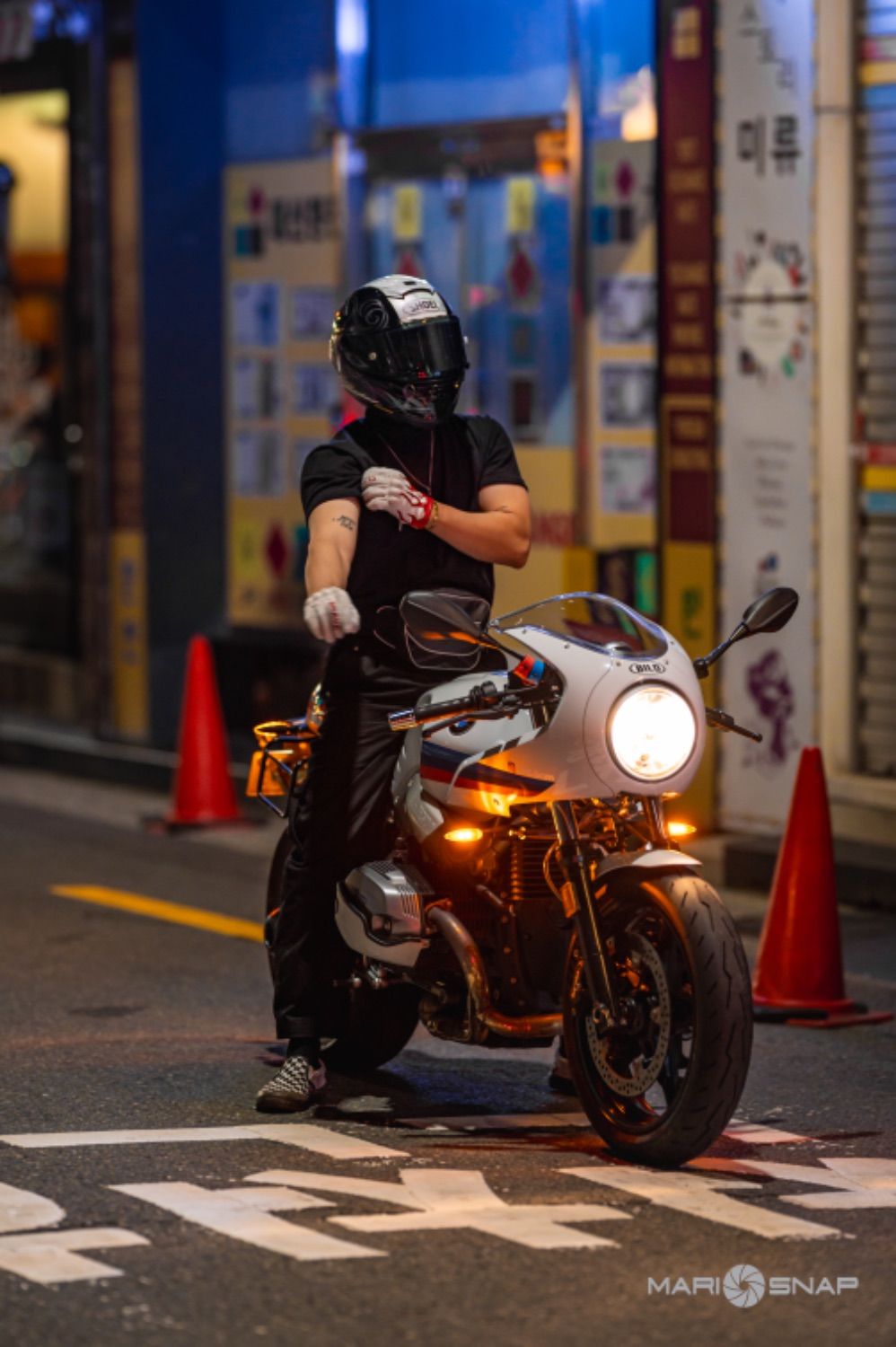 BMW R nine T 레이서 more