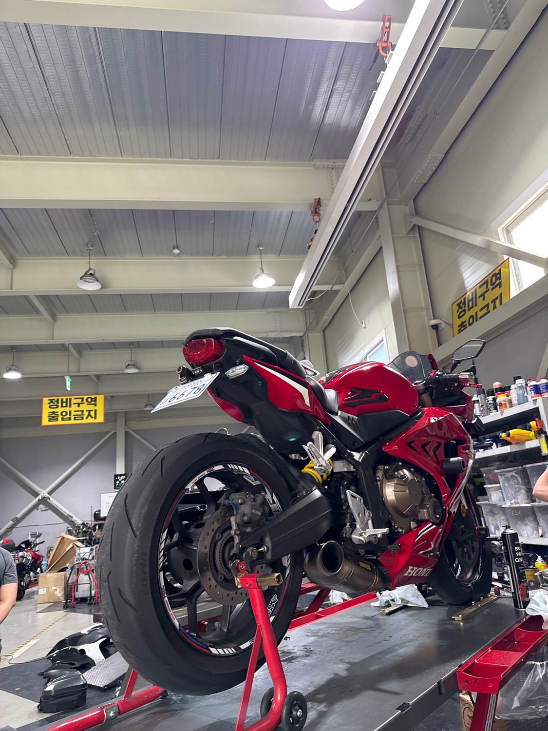혼다 CBR 650 R 2019 레드 사진 5