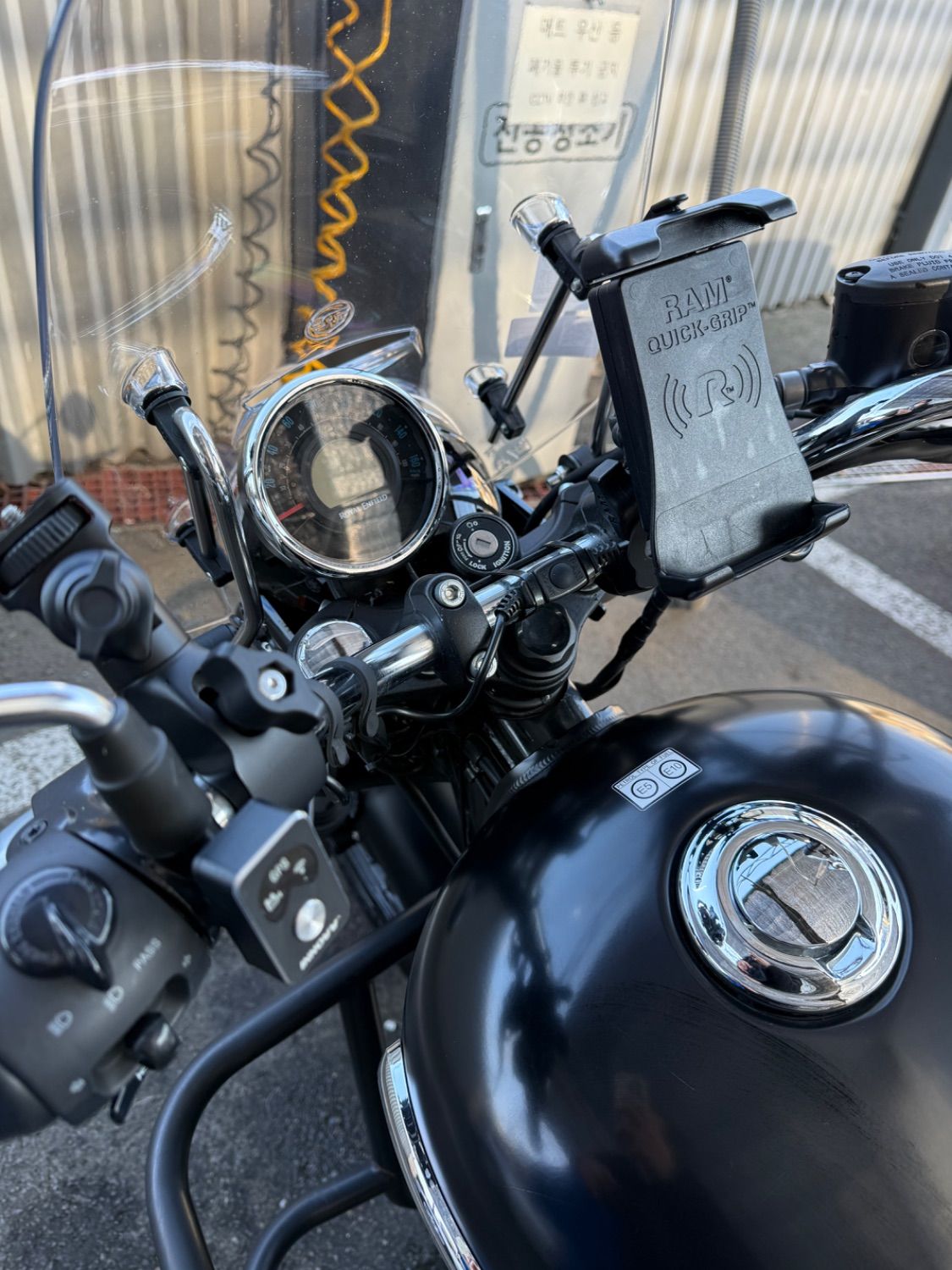 로얄엔필드 메테오 350 more