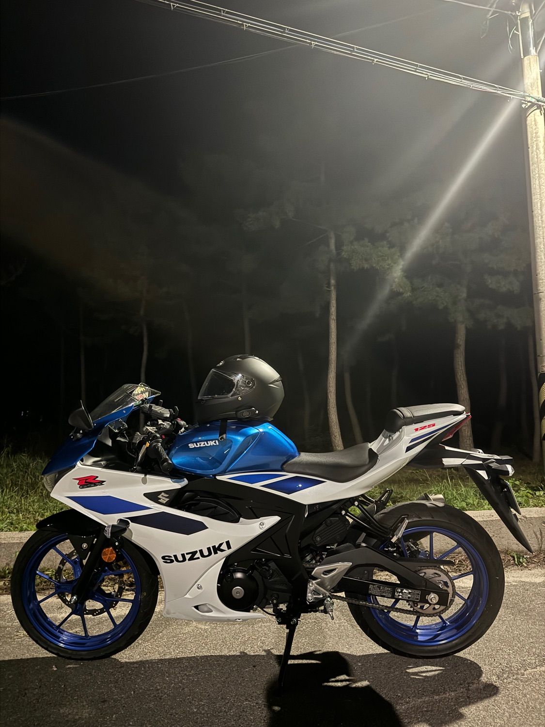 스즈키 GSX R 125 ABS thumb 2