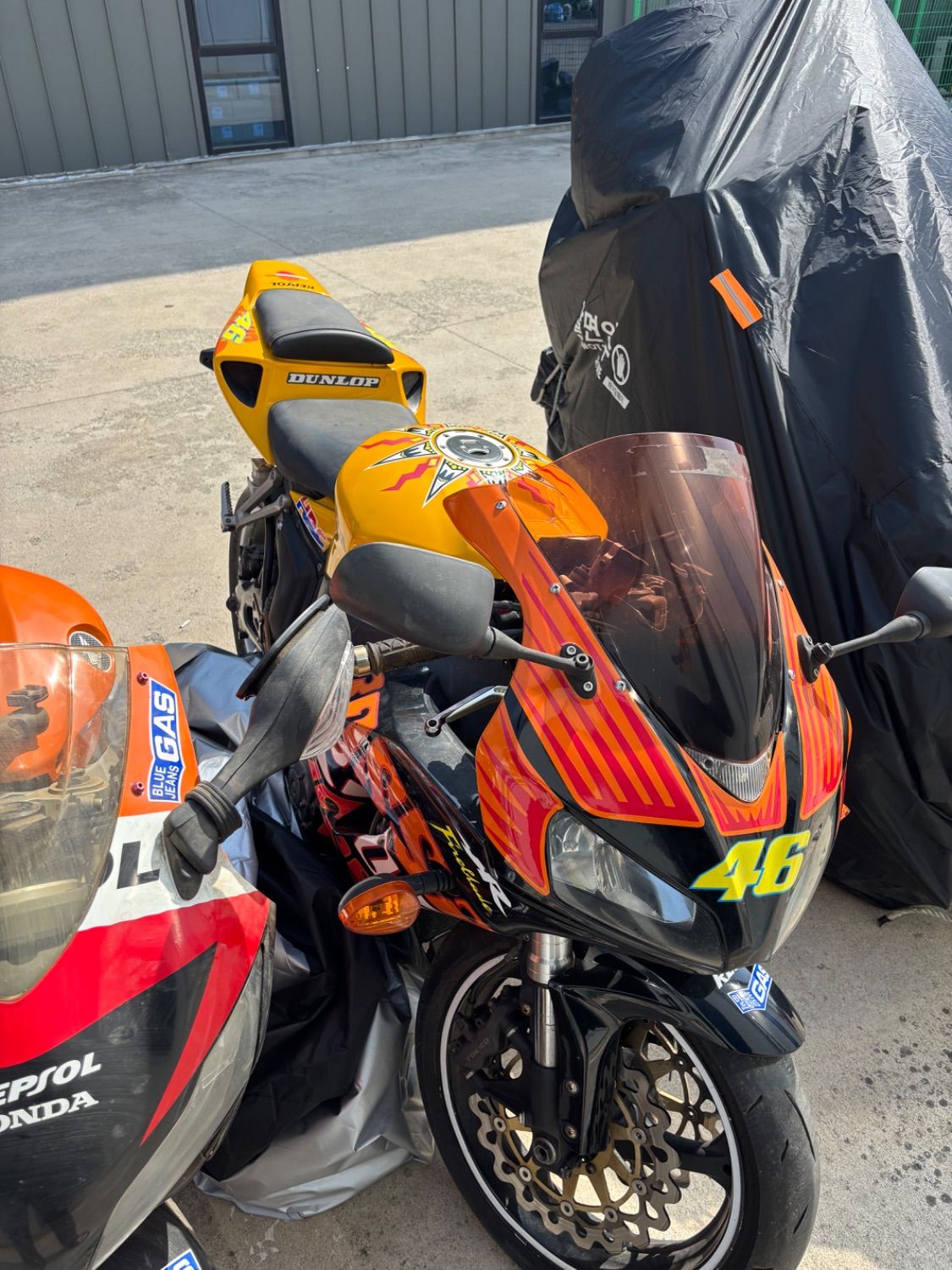 혼다 CBR 1000 RR 2006 오렌지 사진 1