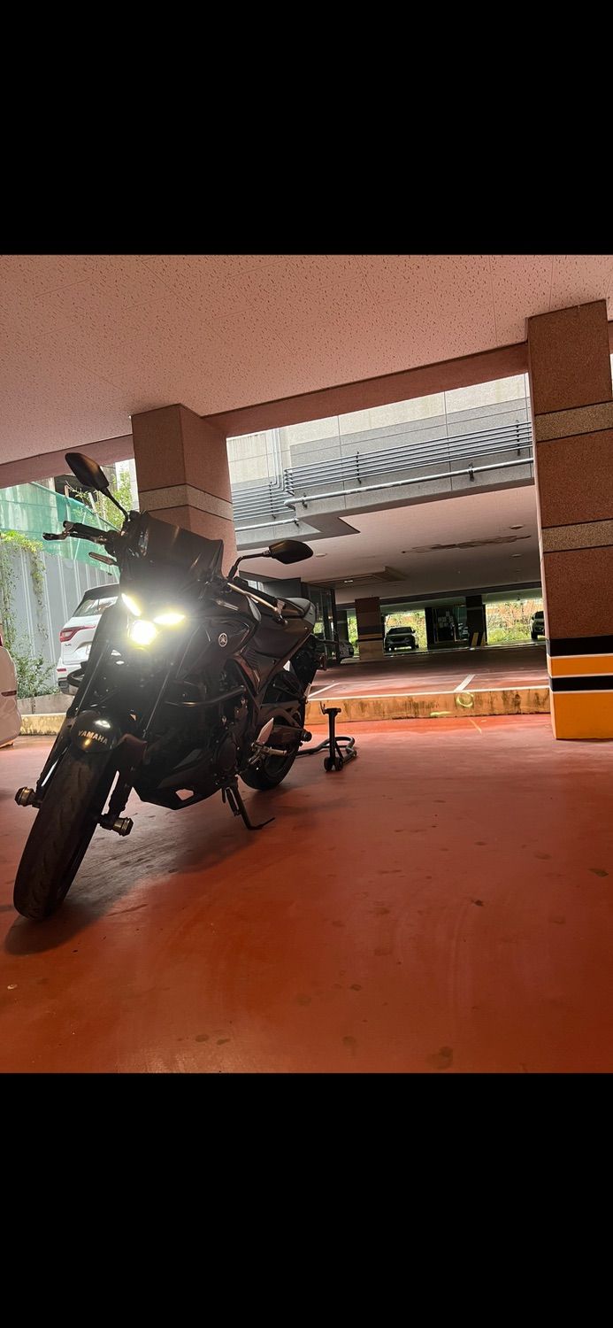 야마하 MT 03 more