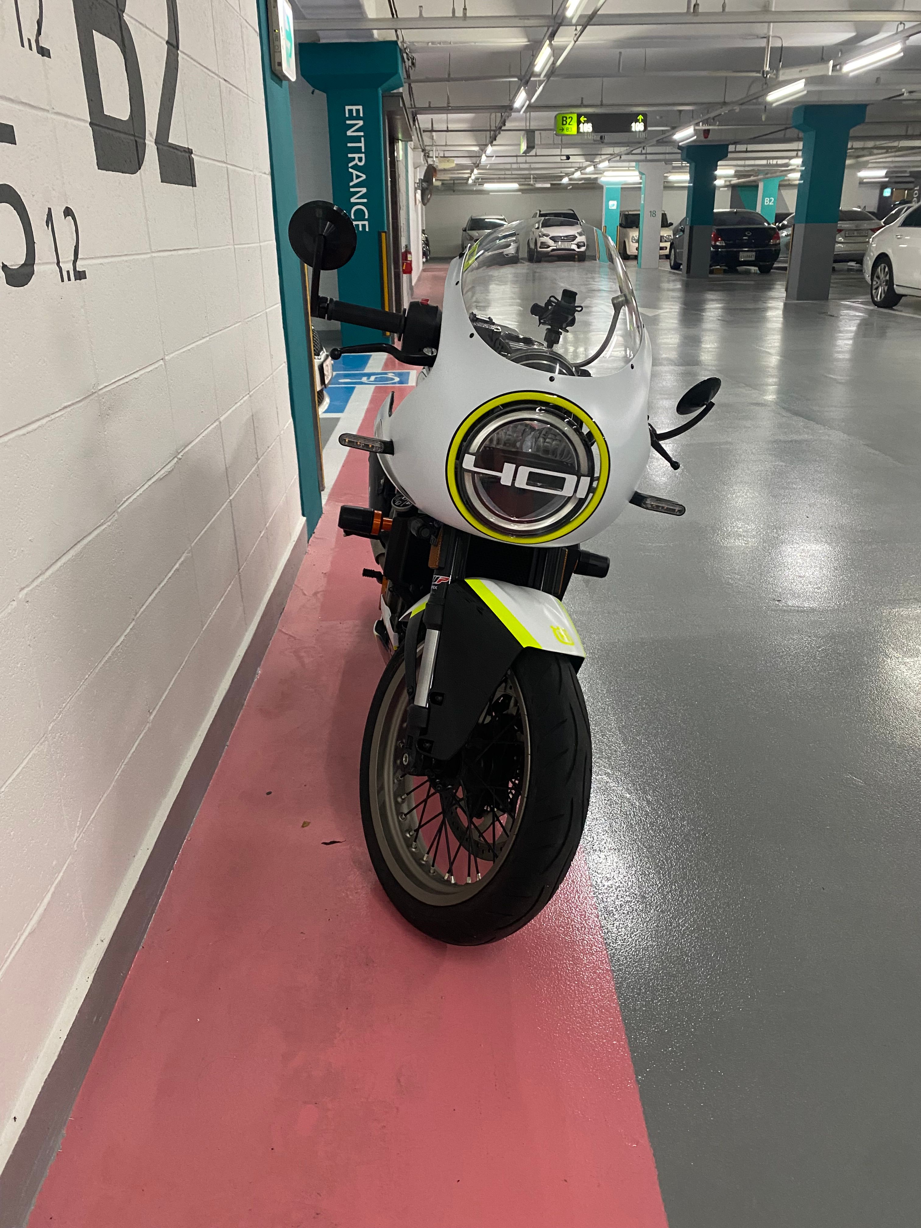 허스크바나 비트필렌 401 more