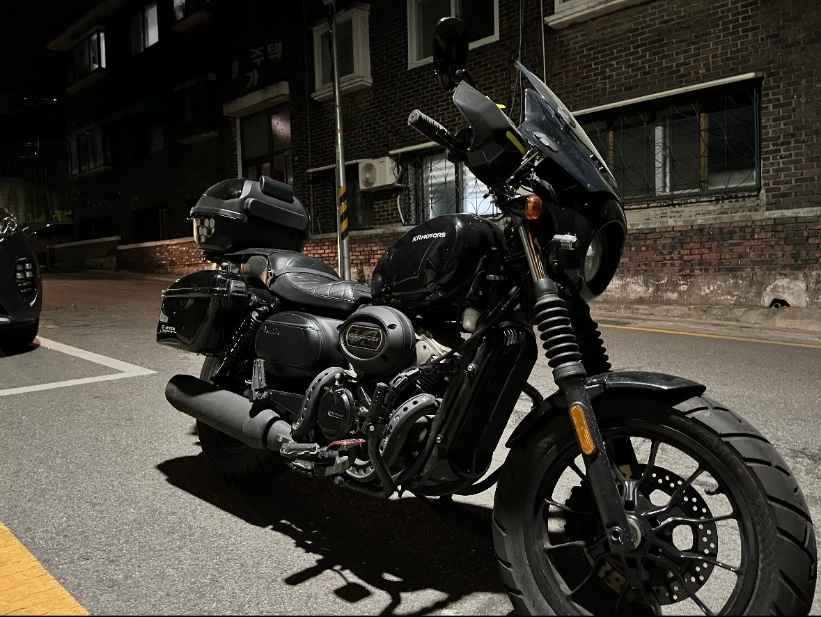 KR모터스 아퀼라 125 more