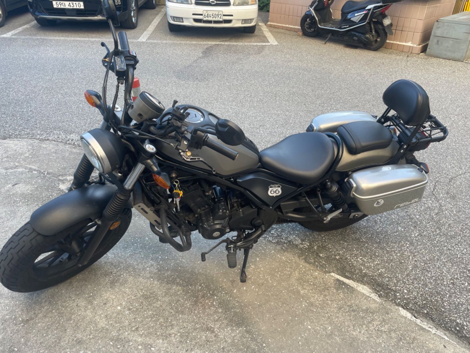 혼다 레블 300 main