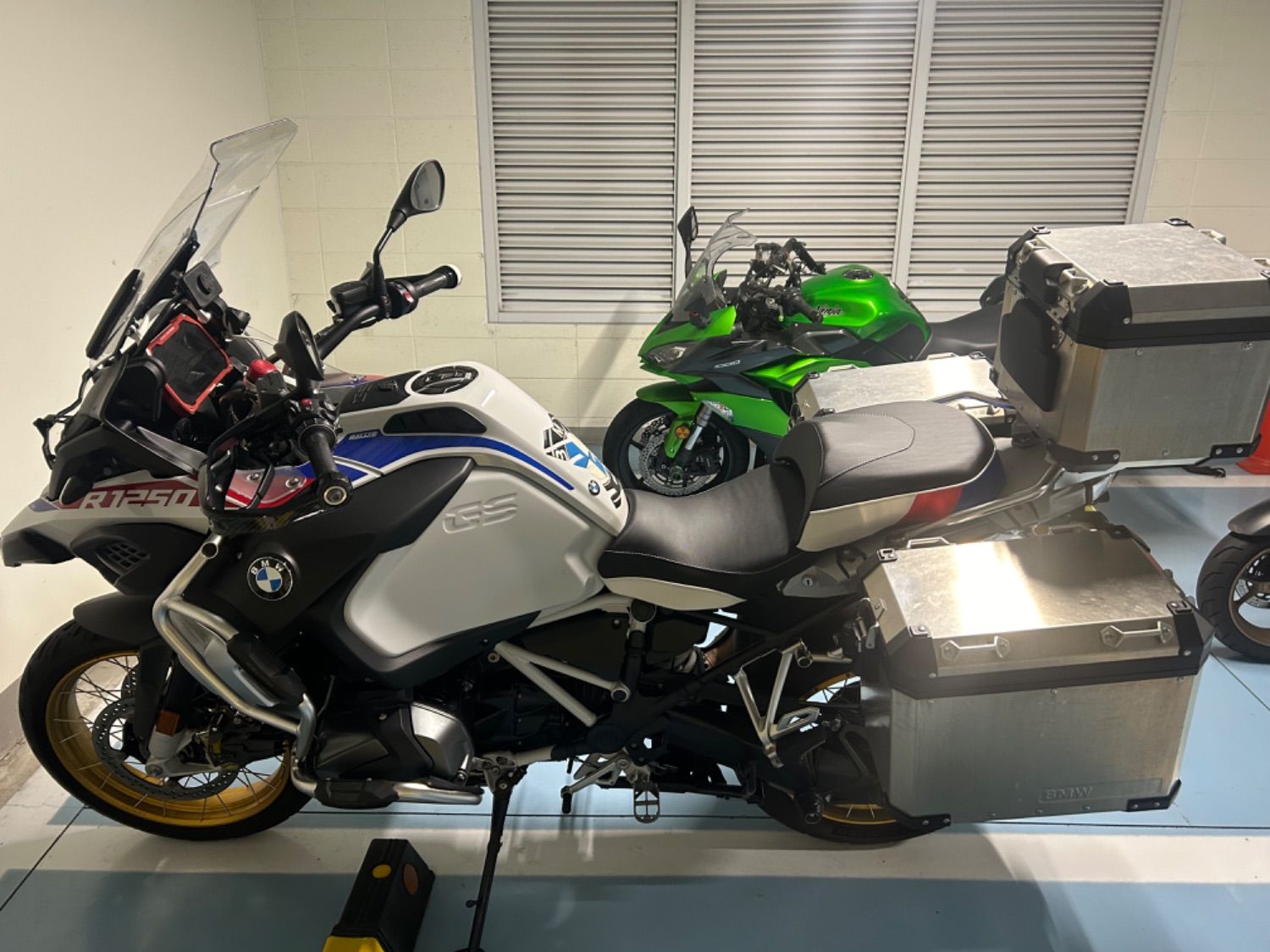 BMW R 1250 GS 어드벤처 thumb 2