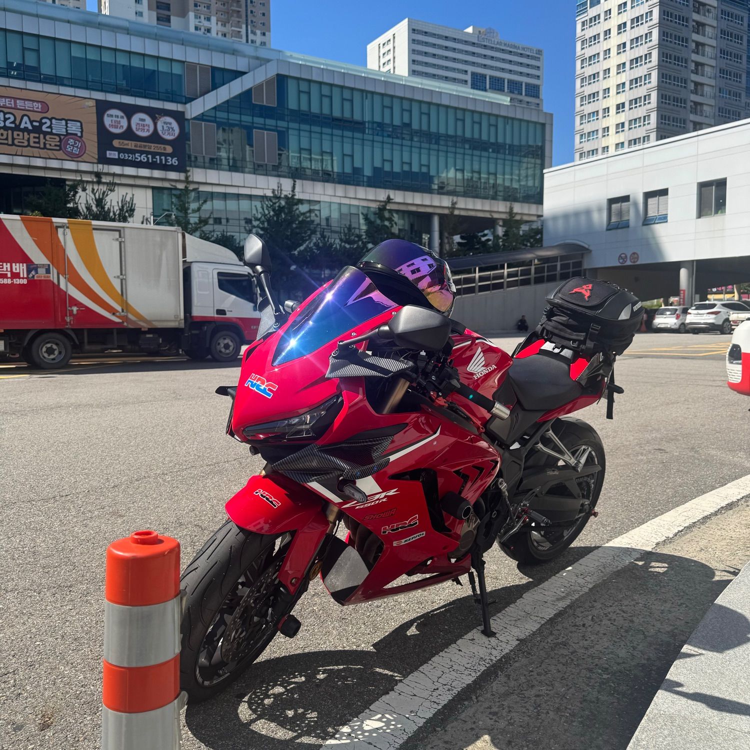 혼다 CBR 650 R 2019 레드 사진 2