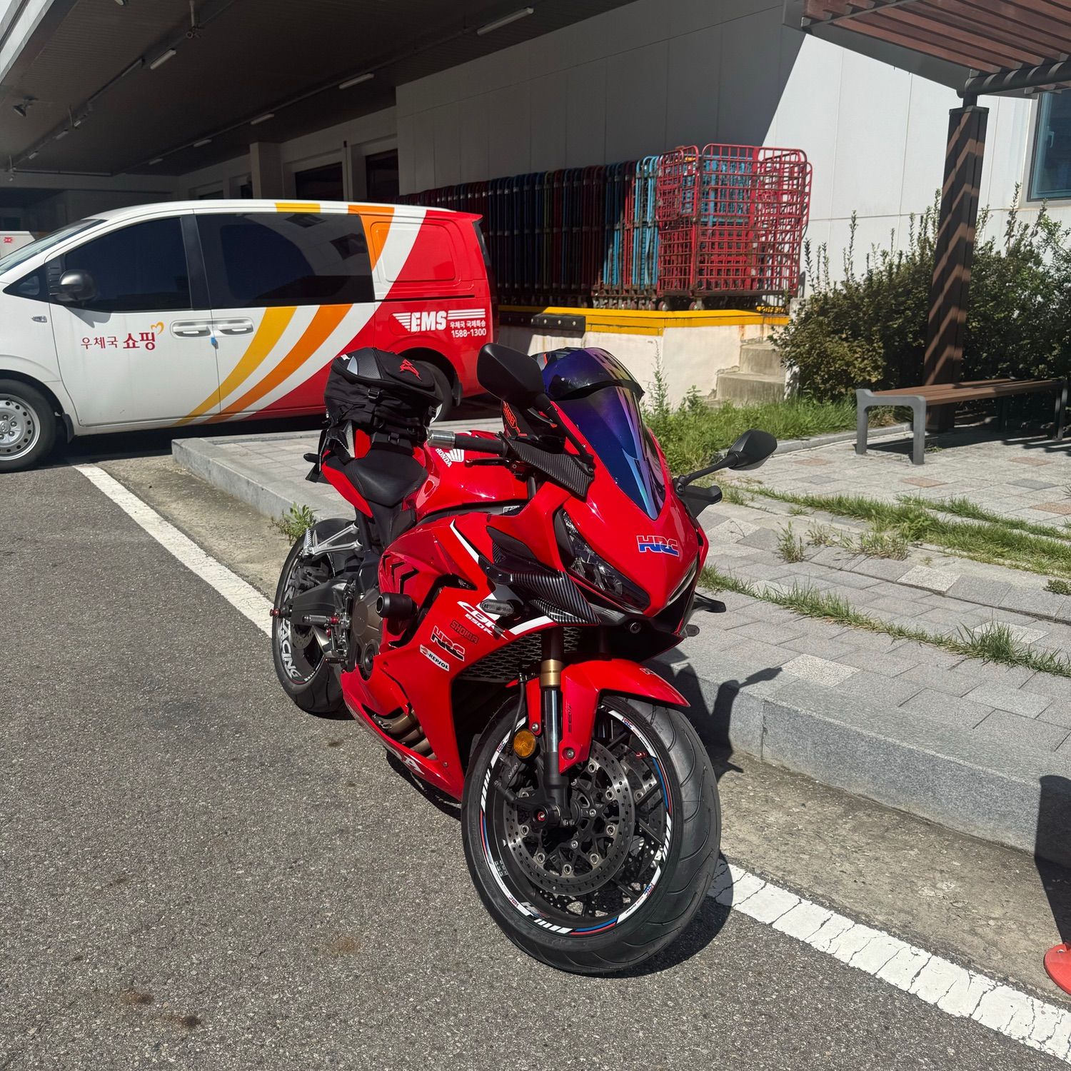 혼다 CBR 650 R 2019 레드 사진 4