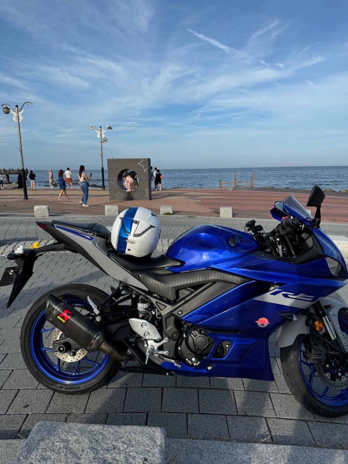 야마하 YZF R3 thumb 2